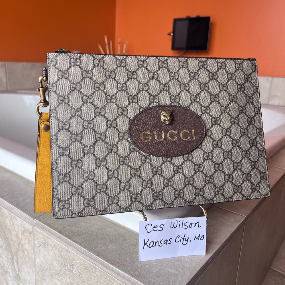 Sold Gucci Supreme Neo Vintage Wrislet Pouch